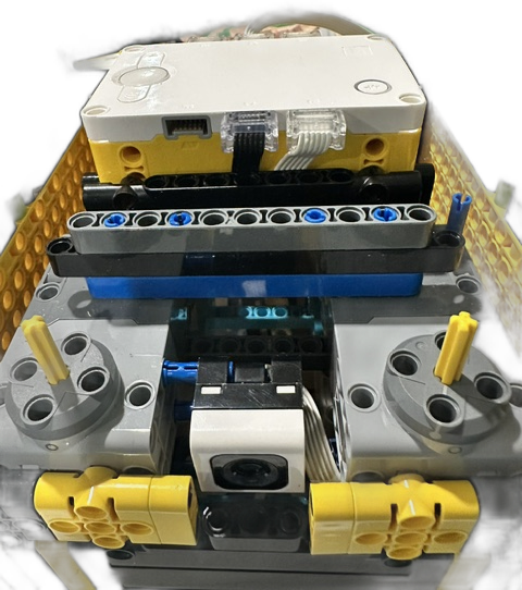 The hub and ports up close — follow each cable to its letter